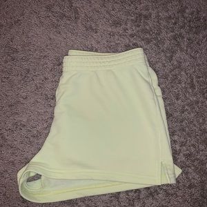 ARITZIA SHORTS
